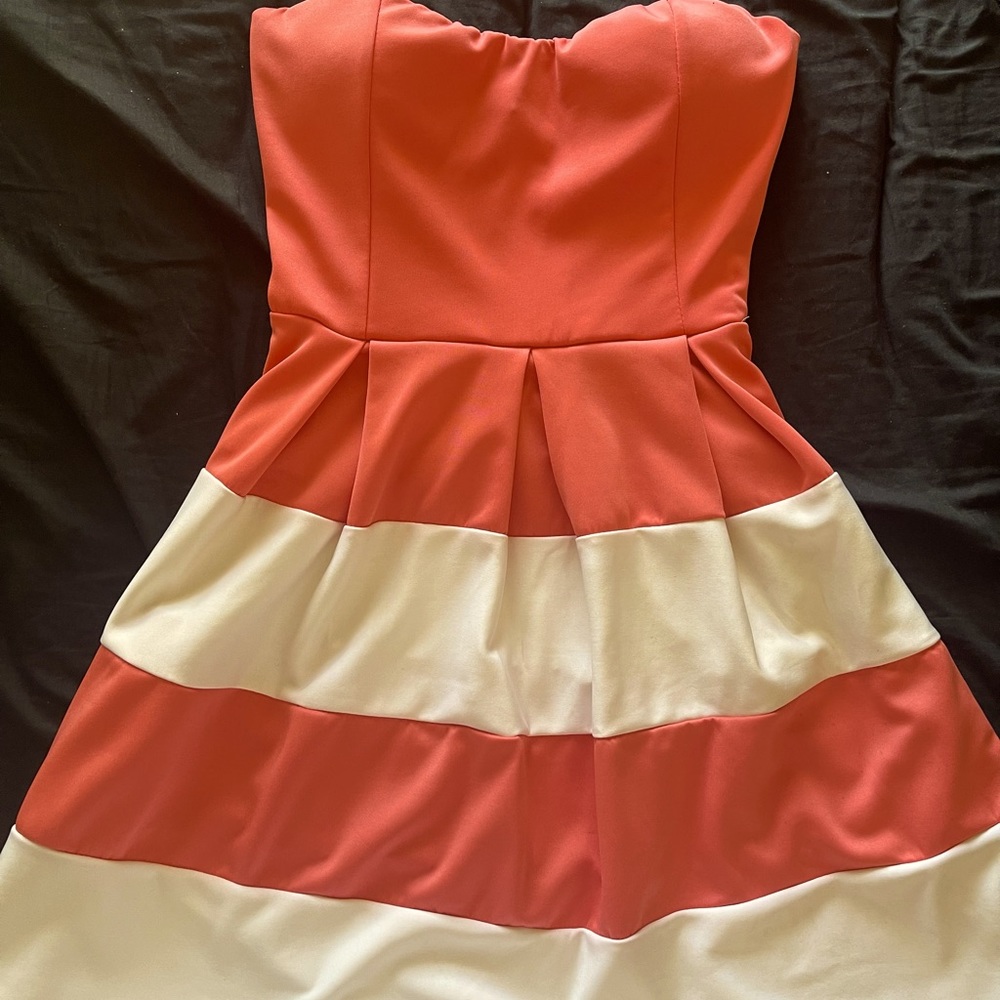 Coral mini dress, thick material